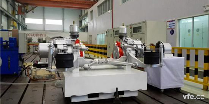 我國(guó)第二代電動(dòng)汽車(chē)動(dòng)力系統(tǒng)成功下線，打破國(guó)外壟斷地位